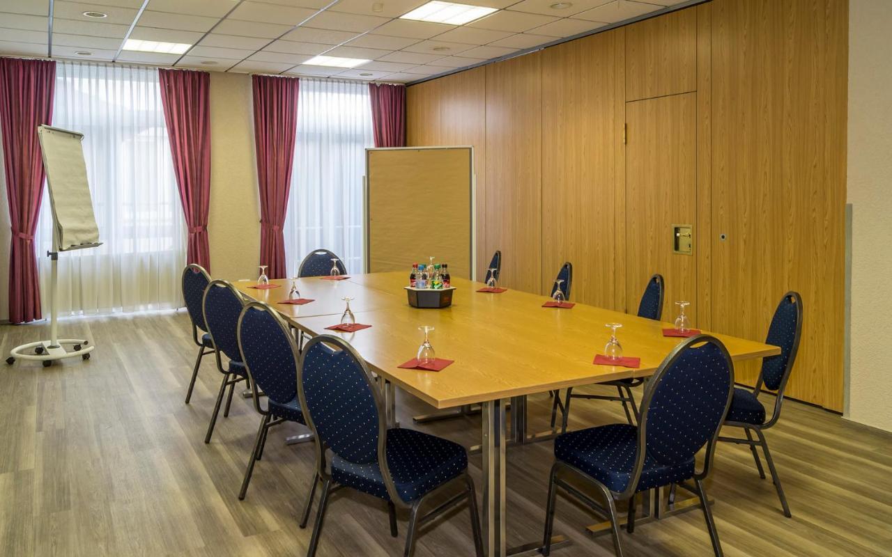 Trip Inn Kongresshotel Frankfurt-Rodgau Ngoại thất bức ảnh